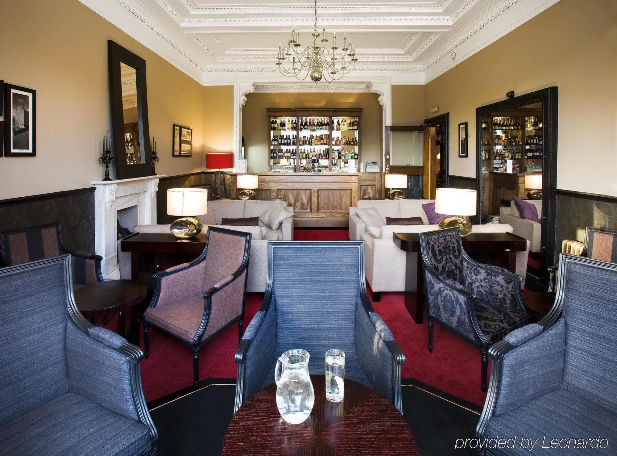 Grosvenor Suites Эдинбург Интерьер фото